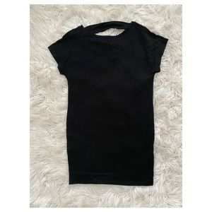 GAP t-shirt dress with cutout back